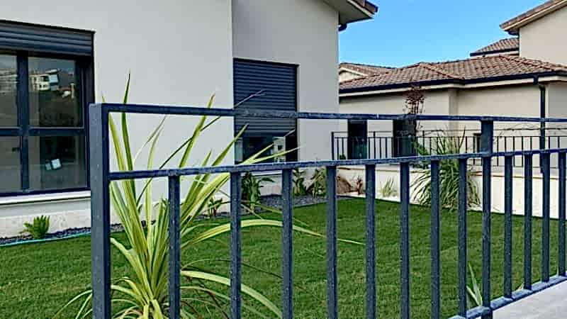 Duvar Üstü Korkuluk