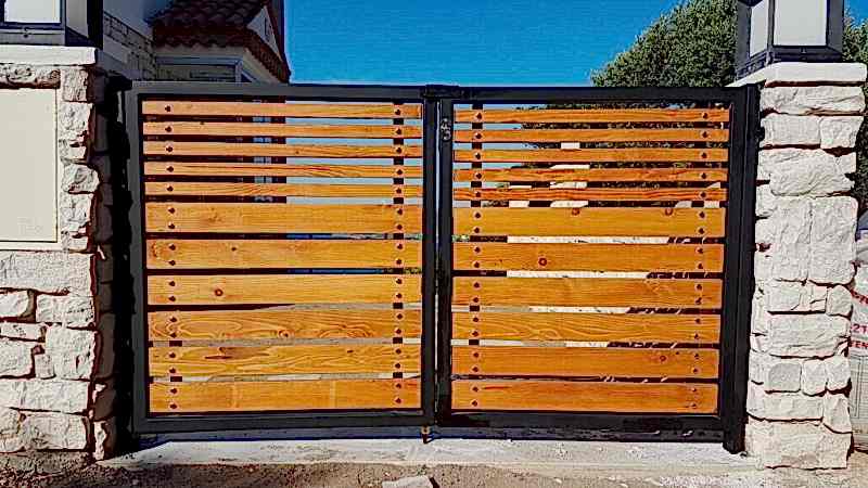 Garaj ve Yaya Kapıları